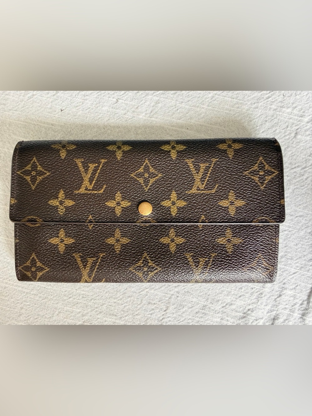 Louis Vuitton Sarah Wallet